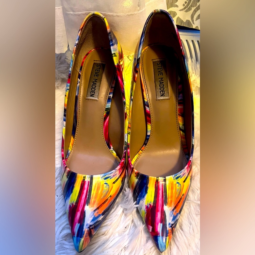 Steve Madden Vala Yellow Multicolored Heels